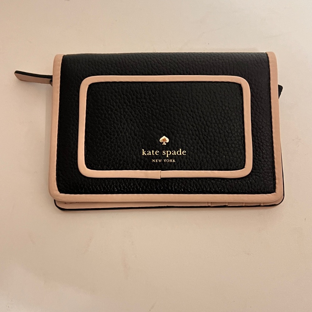 kate spade Black with Pale Pink Trim Pebbled Leather Zip Wallet
